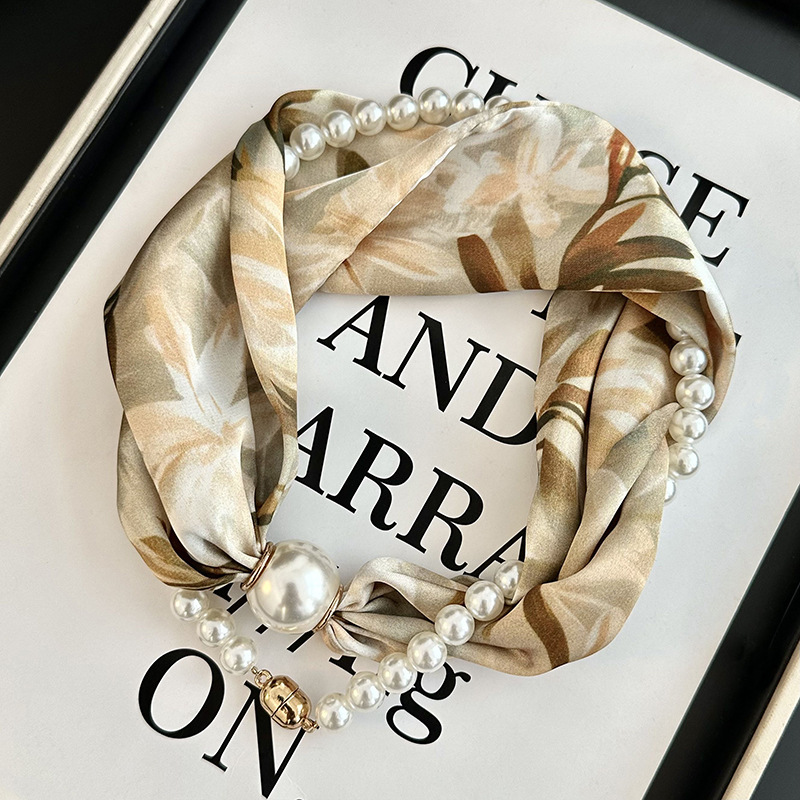Drukowana jedwabna apaszka z m – Silk Neck Scarf recenzja i cena