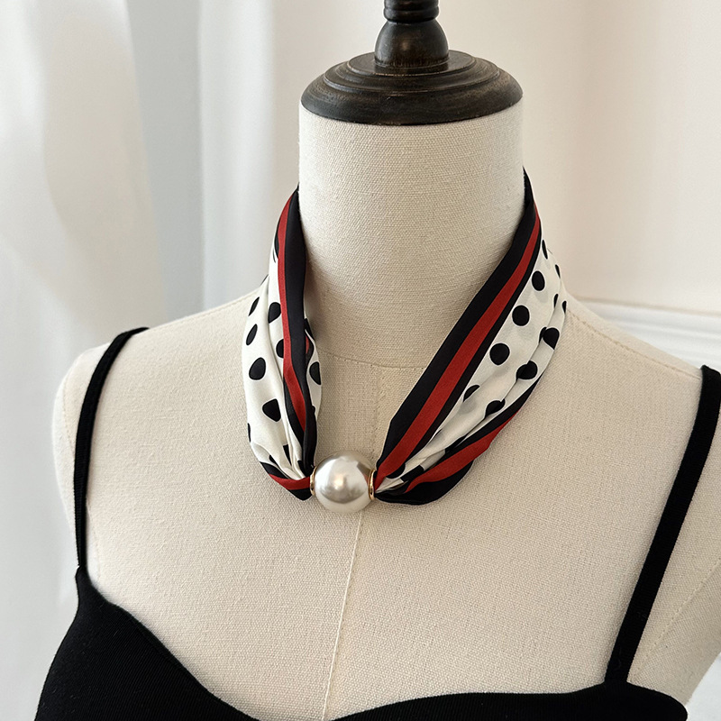 Drukowana jedwabna apaszka z m – Silk Neck Scarf recenzja i cena