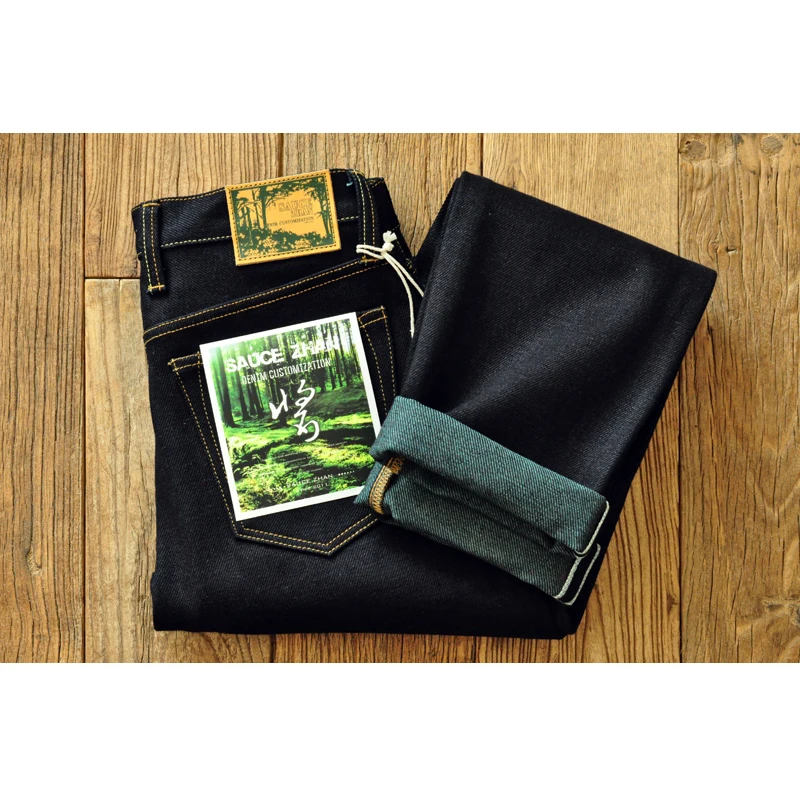 Modna bandanka z nadrukiem psa – Silk Neck Scarf recenzja i cena