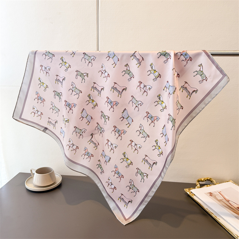 Letnia damska kwadratowa apasz – Silk Neck Scarf recenzja i cena